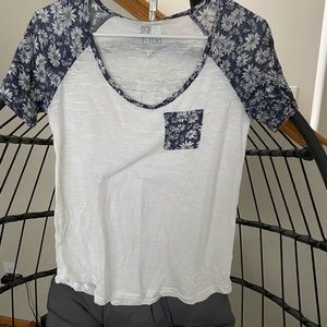 White and blue Nollie sunflower t-shirt!